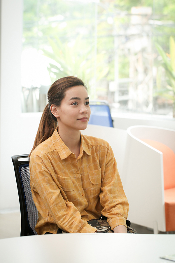 Hồ Ngọc Hà gây cười với hình ảnh quê mùa, nói chuyện hồn nhiên